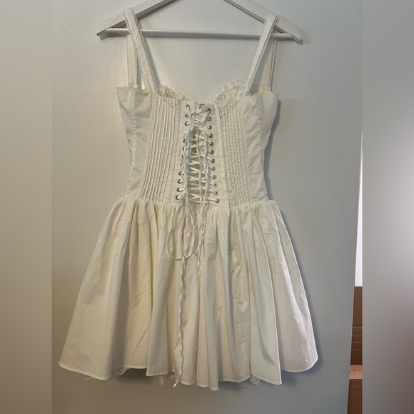 House of CB White Corset Dress - Picture 3 of 10